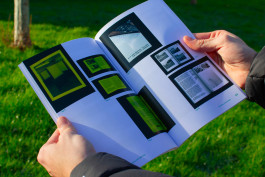 Pages d'une édition de design graphique, composition d'images sur une double page