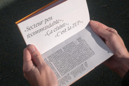 Pages d'une édition de design graphique sur les quartiers populaires