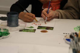 Signalétique participative créée pour le Potager des Cultures des Cols Verts au Blosne à Rennes, réalisée avec la Maison des Squares par le graphiste et illustrateur Mathis Van Hecke.